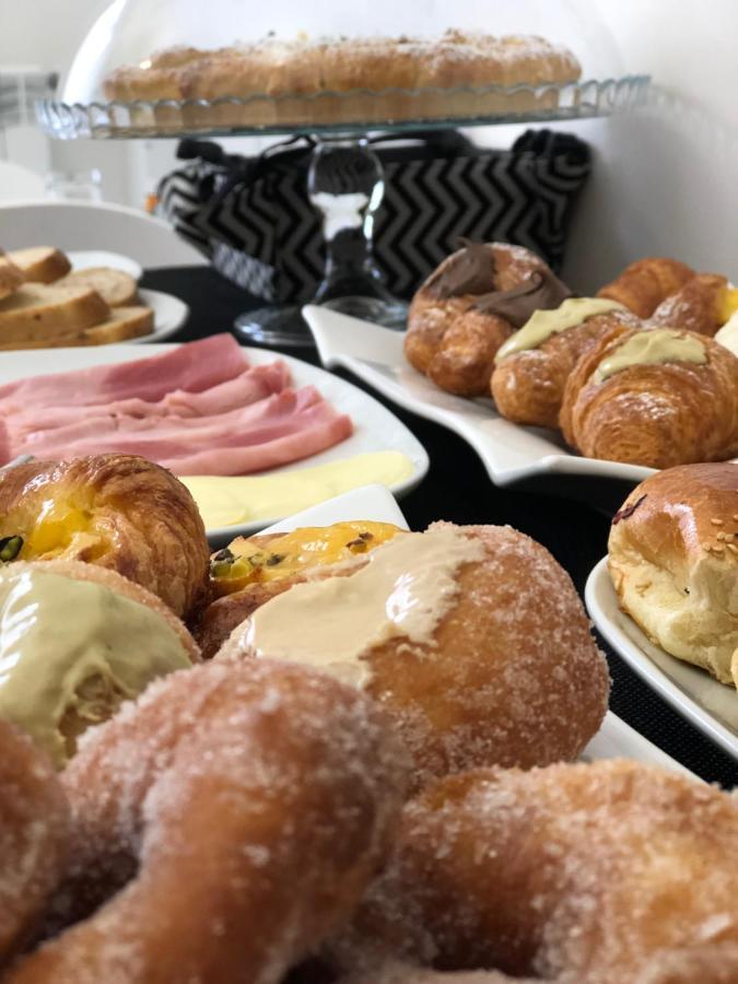 Le Quattro Stagioni - Rooms & Suites Palermo Zewnętrze zdjęcie