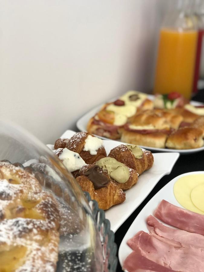 Le Quattro Stagioni - Rooms & Suites Palermo Zewnętrze zdjęcie