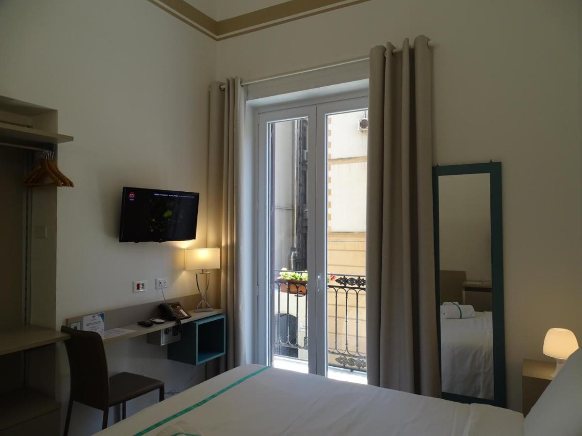 Le Quattro Stagioni - Rooms & Suites Palermo Zewnętrze zdjęcie