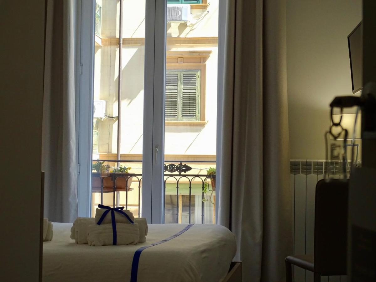 Le Quattro Stagioni - Rooms & Suites Palermo Zewnętrze zdjęcie