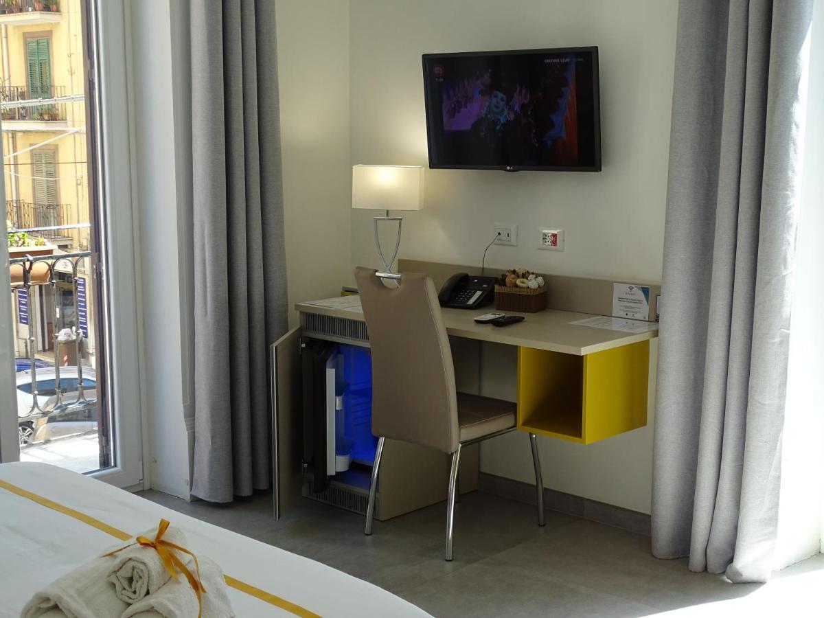 Le Quattro Stagioni - Rooms & Suites Palermo Zewnętrze zdjęcie